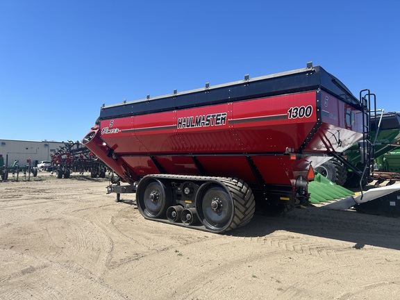 2021 Misc HaulMaster 1300 Grain Cart