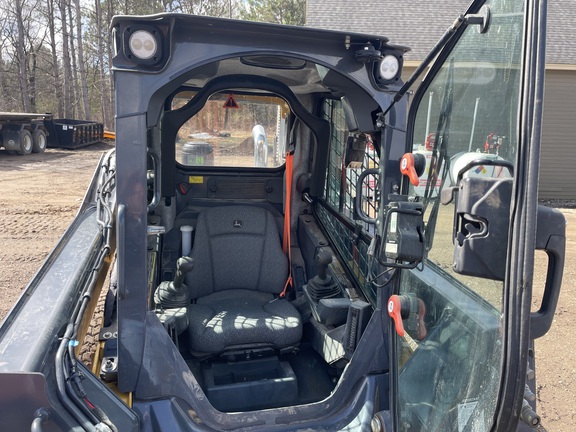2022 John Deere 324G Skid Steer Loader