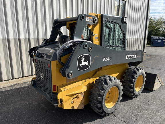 2022 John Deere 324G Skid Steer Loader