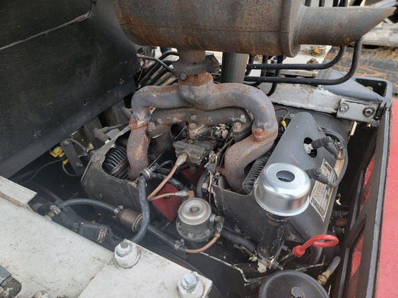 Bobcat M600 Skid Steer Loader