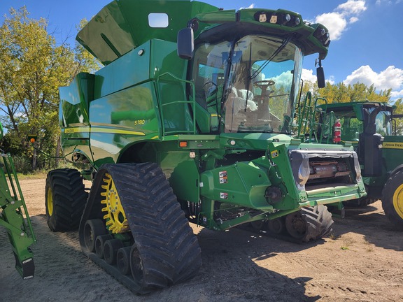 2024 John Deere S780 Combine