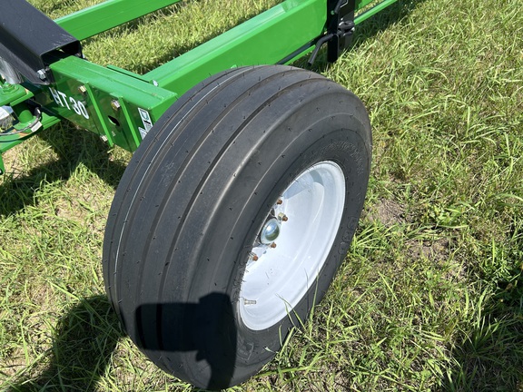 Unverferth HT 30 Header Transport