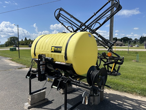 2023 Top Air 300-45 Sprayer/3pt