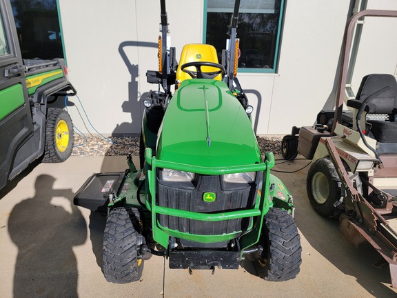 2021 John Deere 1025R Tractor Compact