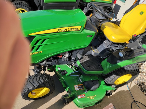 2021 John Deere 1025R Tractor Compact