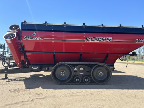 2021 Misc HaulMaster 1300 Grain Cart
