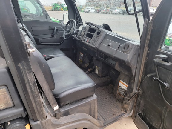 2021 John Deere XUV 835M ATV