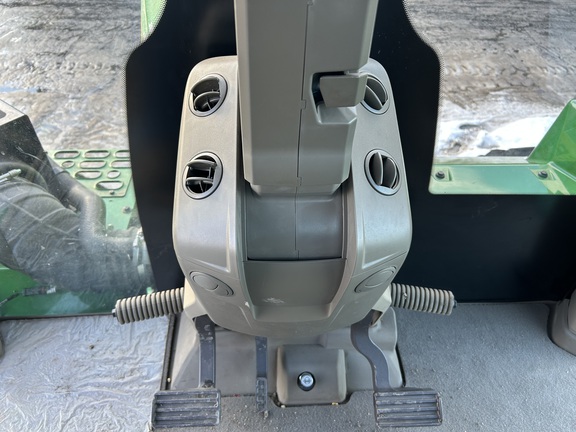 2024 John Deere 9RX 590 Tractor Rubber Track