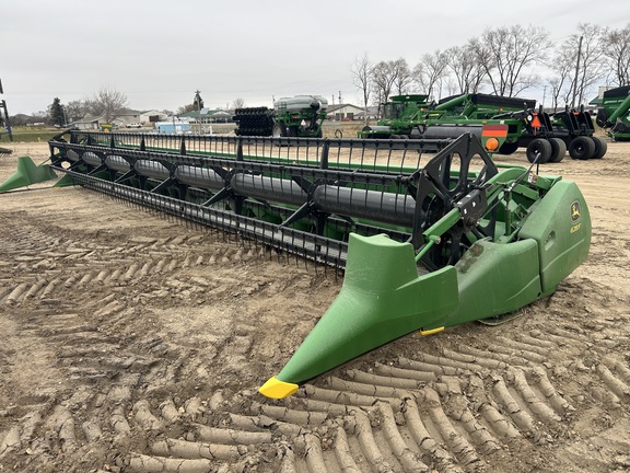 2009 John Deere 635F Header Combine