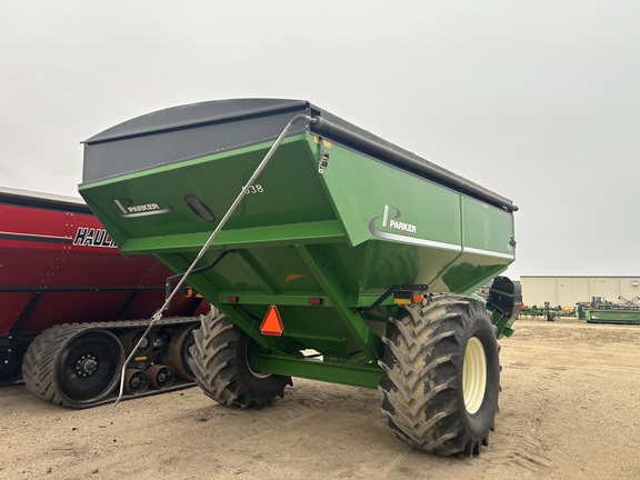 2009 Parker 938 Grain Cart