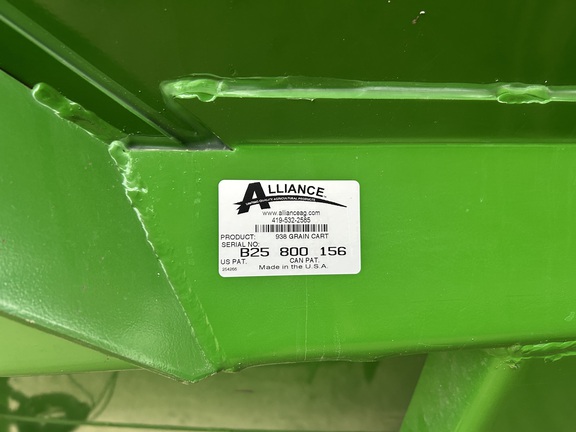 2009 Parker 938 Grain Cart