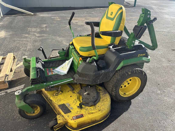 2021 John Deere Z530R Mower/Zero Turn