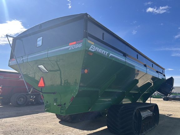 2016 Brent 2096 Grain Cart