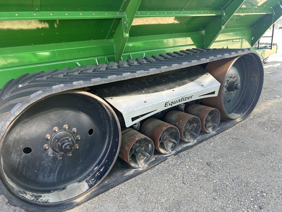 2016 Brent 2096 Grain Cart
