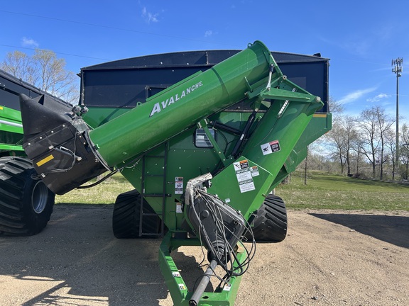 2016 Brent 2096 Grain Cart