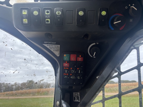 2022 John Deere 325G Compact Track Loader