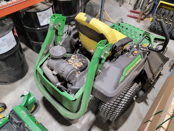 2016 John Deere Z930M Mower/Zero Turn