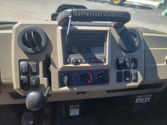 2022 John Deere XUV 835R ATV