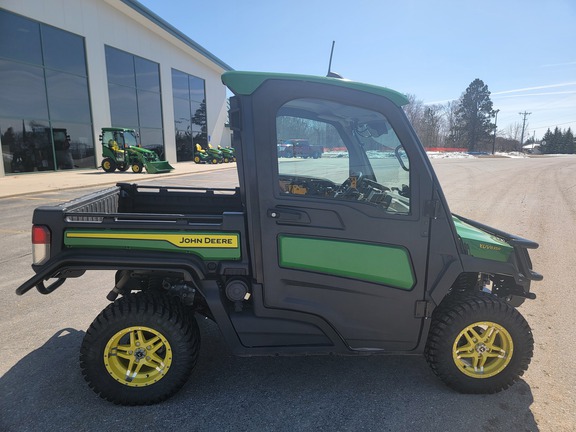 2022 John Deere XUV 835R ATV