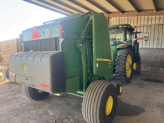2023 John Deere 560M Baler/Round