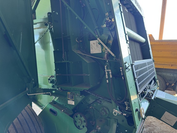 2023 John Deere 560M Baler/Round
