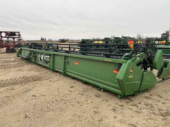 2009 John Deere 635F Header Combine