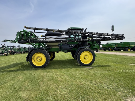 2023 John Deere 412R Sprayer/High Clearance