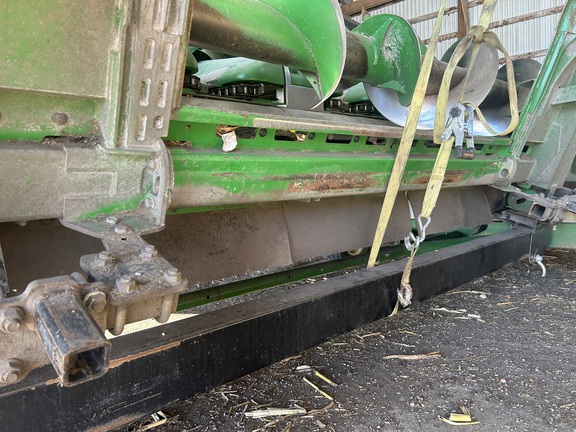 2009 John Deere 608C StalkMaster Header Corn Head