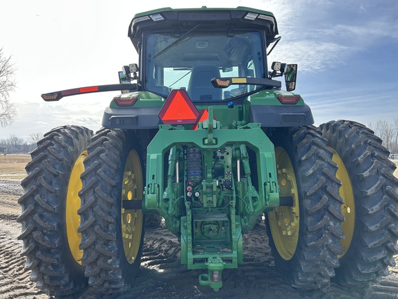 2025 John Deere 8R 370 Tractor