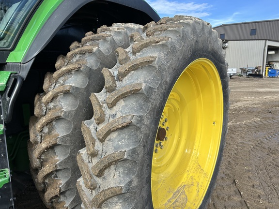 2025 John Deere 8R 370 Tractor