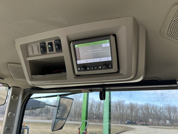 2025 John Deere 8R 370 Tractor