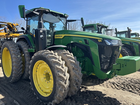2025 John Deere 8R 370 Tractor