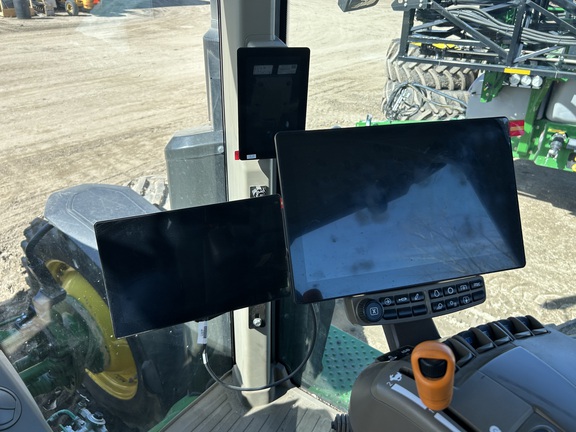 2025 John Deere 8R 370 Tractor