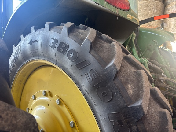 2014 John Deere 7230R Tractor