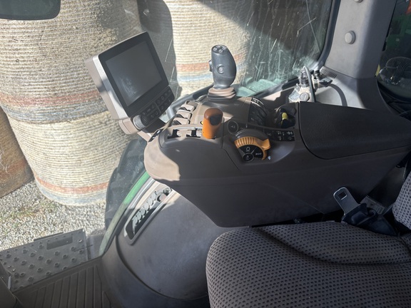 2014 John Deere 7230R Tractor