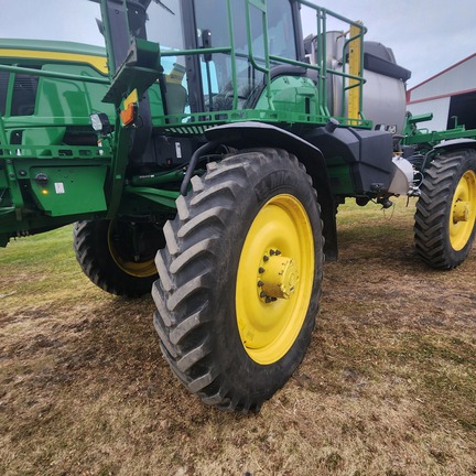 2023 John Deere 612R Sprayer/High Clearance
