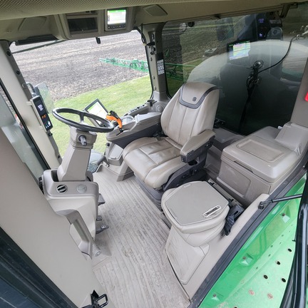 2023 John Deere 612R Sprayer/High Clearance