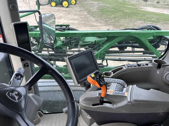 2023 John Deere 612R Sprayer/High Clearance