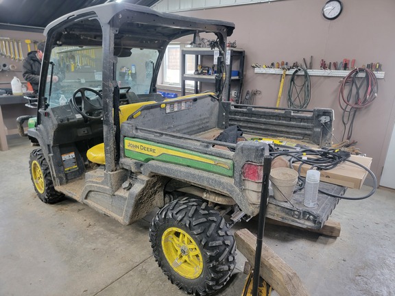 2022 John Deere XUV 835M ATV