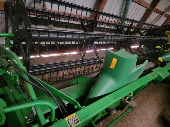 1996 John Deere 920 Header Combine