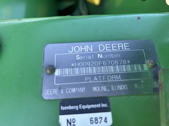 1996 John Deere 920 Header Combine