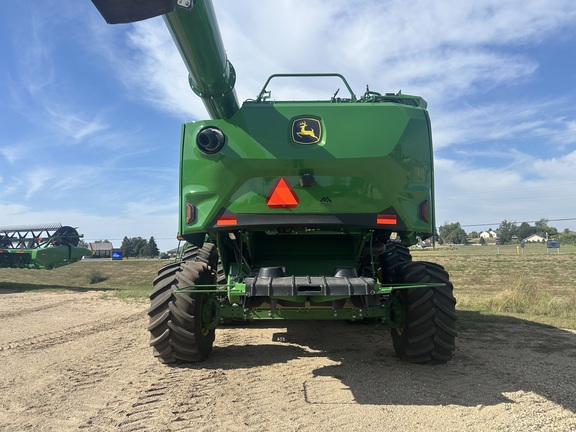 2025 John Deere S7 800 Combine
