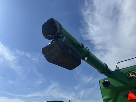 2025 John Deere S7 800 Combine
