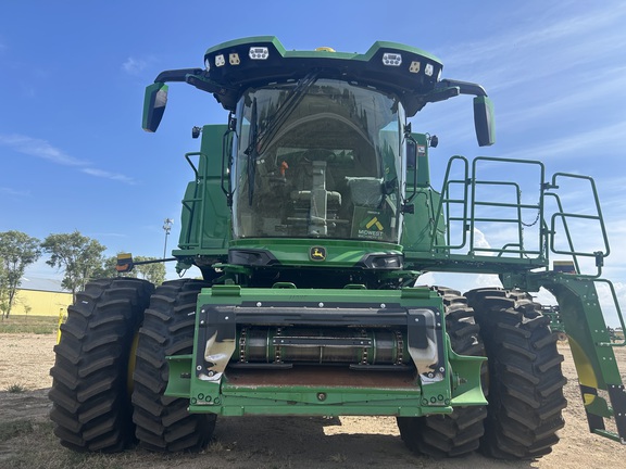 2025 John Deere S7 800 Combine