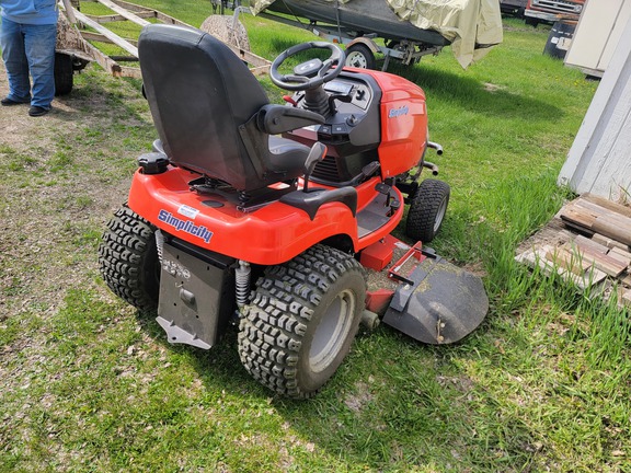 Simplicity Prestige 27 BS Garden Tractor