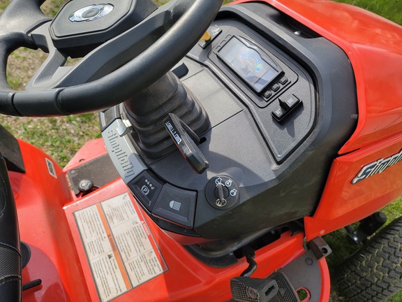 Simplicity Prestige 27 BS Garden Tractor