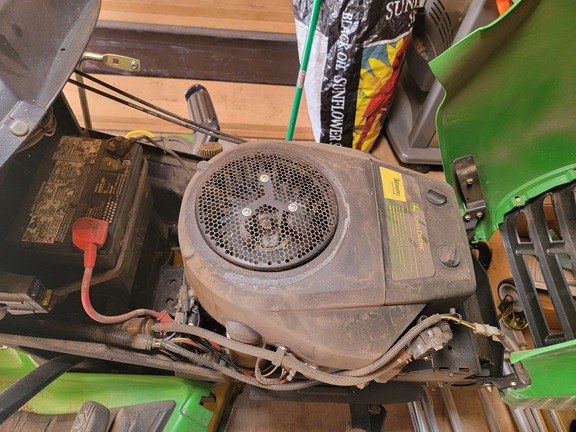 2008 John Deere X320 Garden Tractor