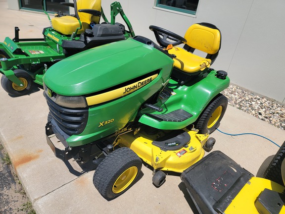 2008 John Deere X320 Garden Tractor