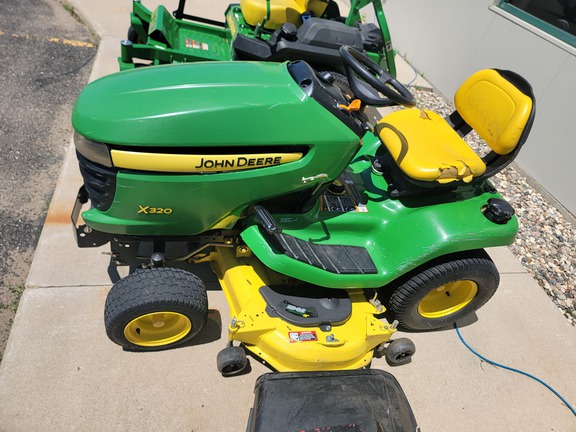 2008 John Deere X320 Garden Tractor