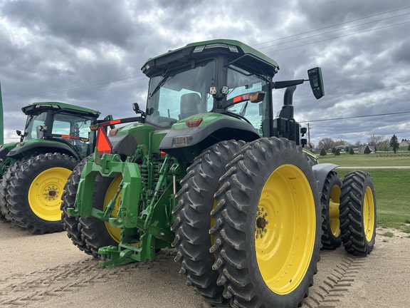 2025 John Deere 8R 370 Tractor
